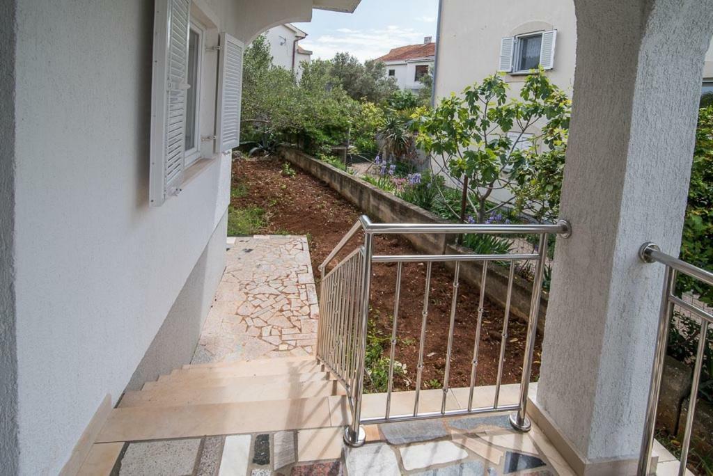 Beljan Apartments Đảo Krk Ngoại thất bức ảnh