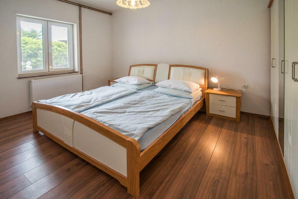 Beljan Apartments Đảo Krk Ngoại thất bức ảnh